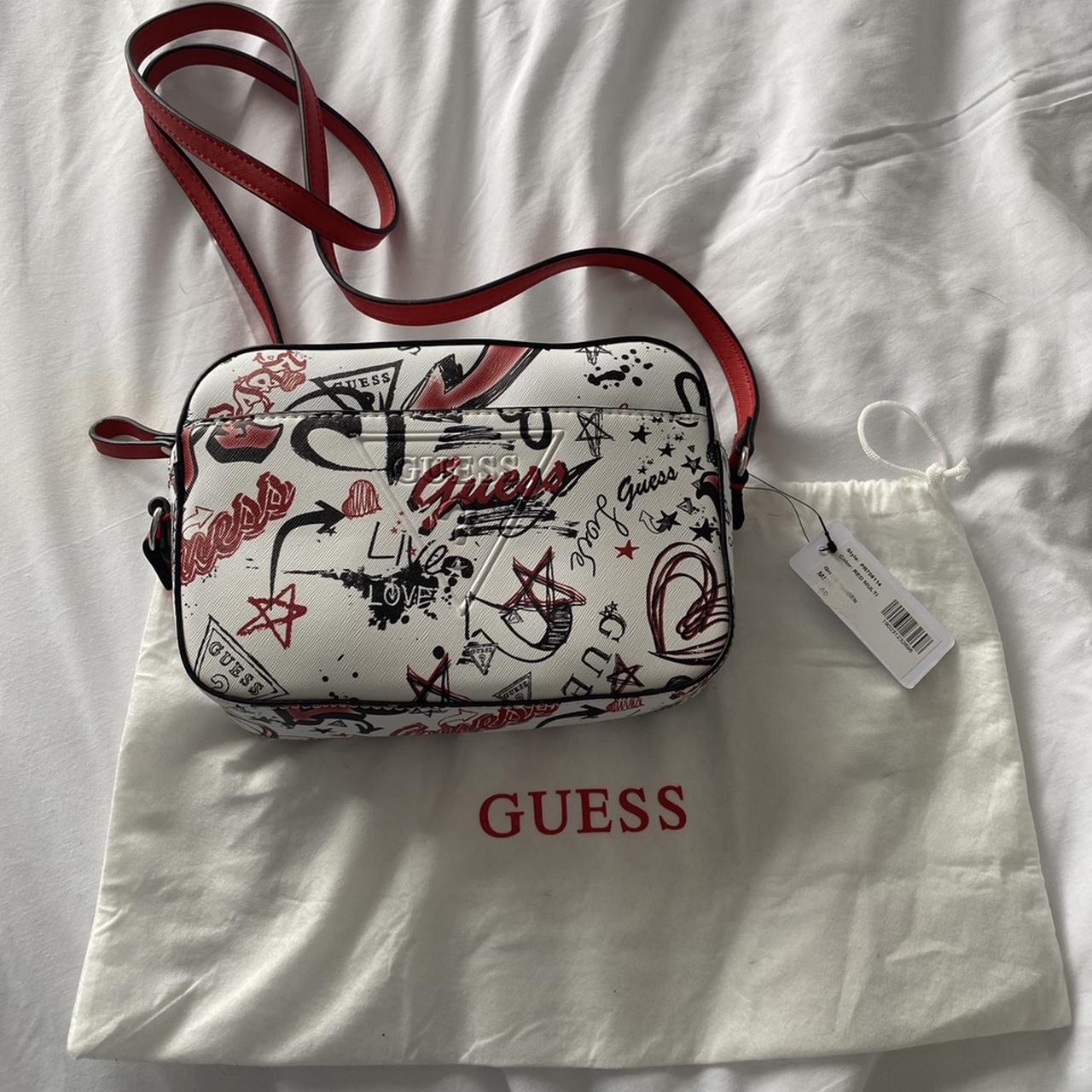 Detail Guess Graffiti Bag Nomer 30