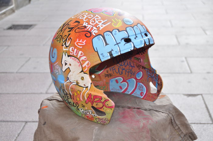 Detail Helm Graffiti Nomer 44