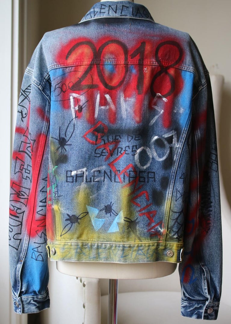 Detail Hermes Graffiti Jaket Nomer 19