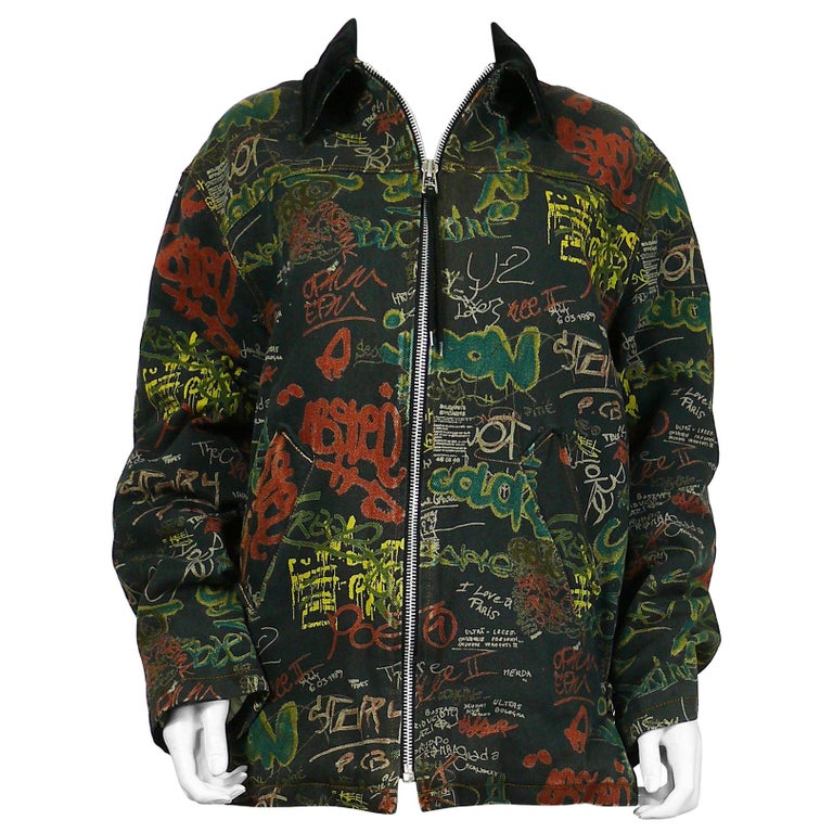 Detail Hermes Graffiti Jaket Nomer 27