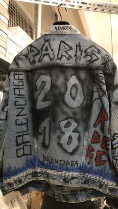 Detail Hermes Graffiti Jaket Nomer 55