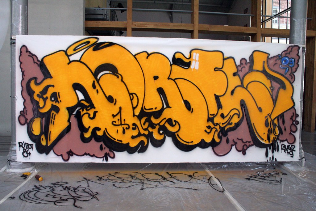 Detail Horfe Graffiti Nomer 2