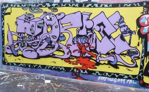 Detail Horfe Graffiti Nomer 3