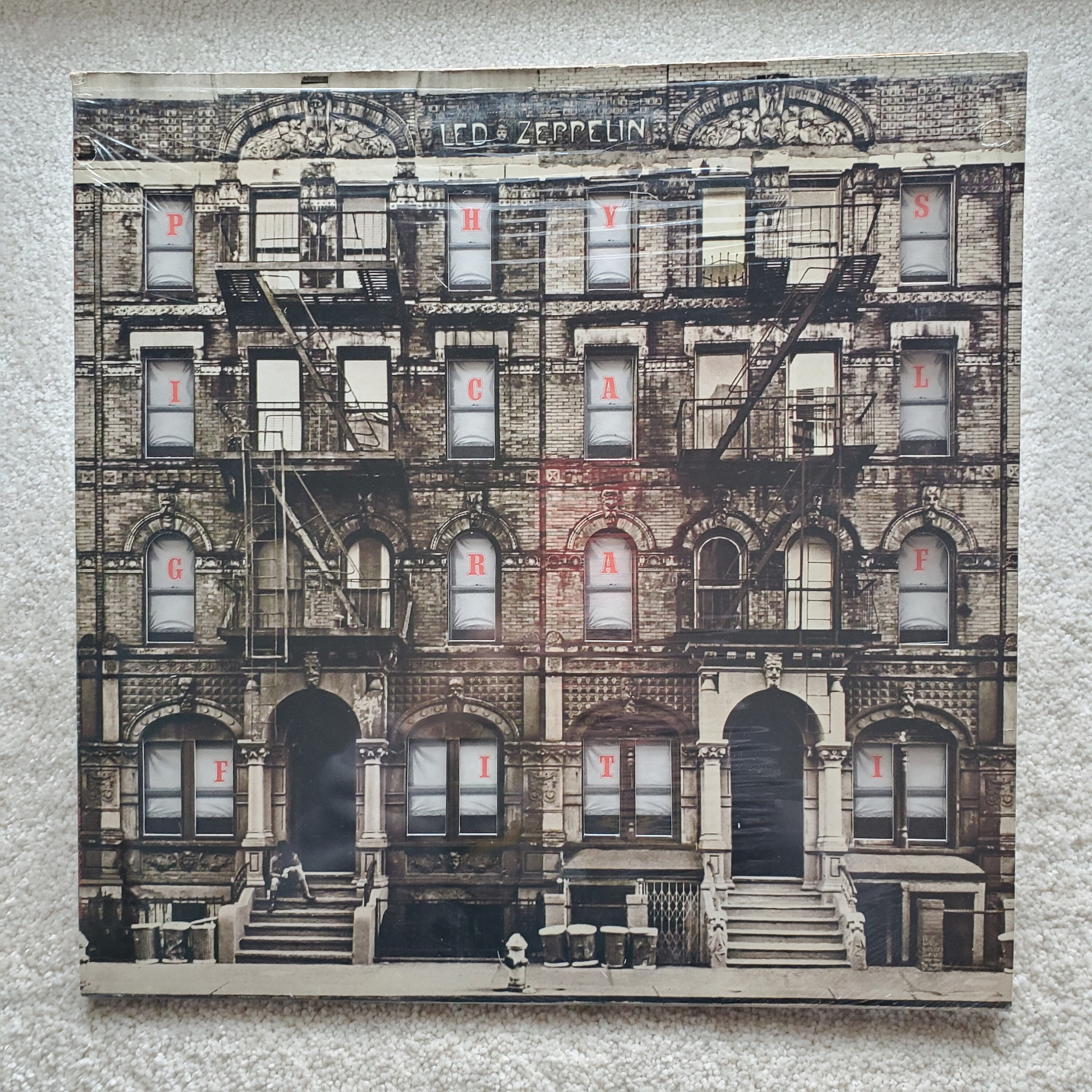 Detail Houses Of Holy And Physical Graffiti Nomer 28