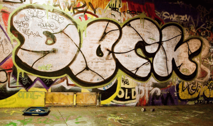 Detail Huruf Graffiti Dinding Nomer 19