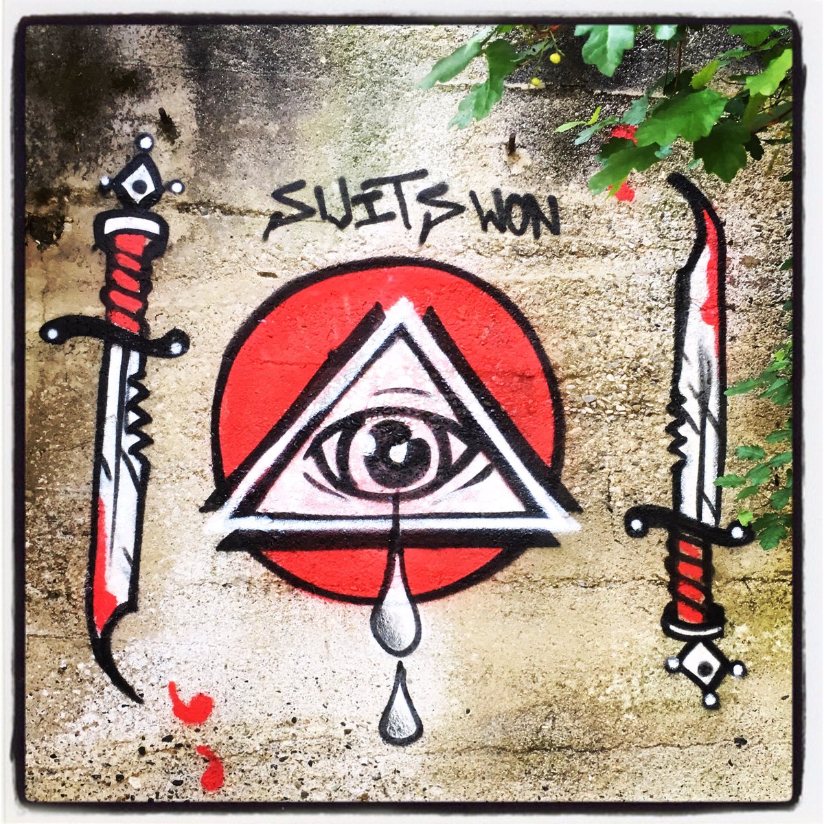 Detail Illuminati Graffiti Nomer 12
