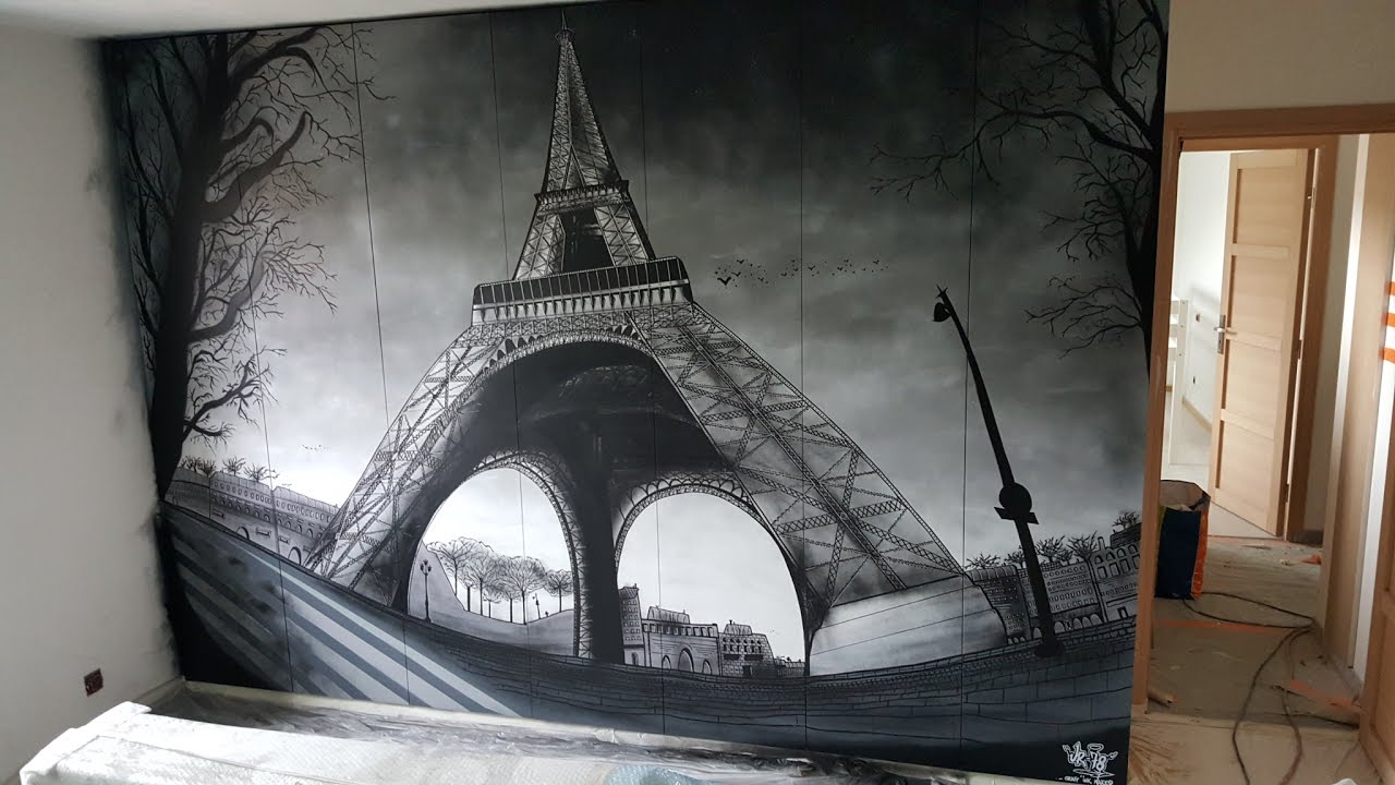 Detail Image Eiffel Graffiti Nomer 28