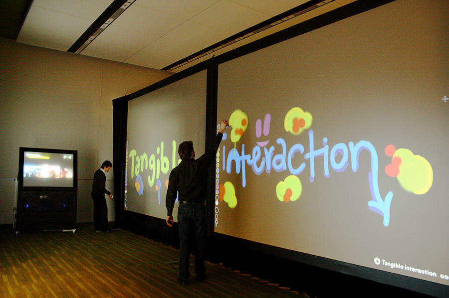 Detail Interactive Graffiti Wall Nomer 19