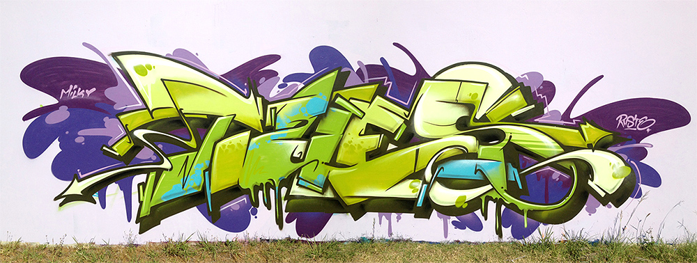 Detail Ironlak Graffiti Nomer 8