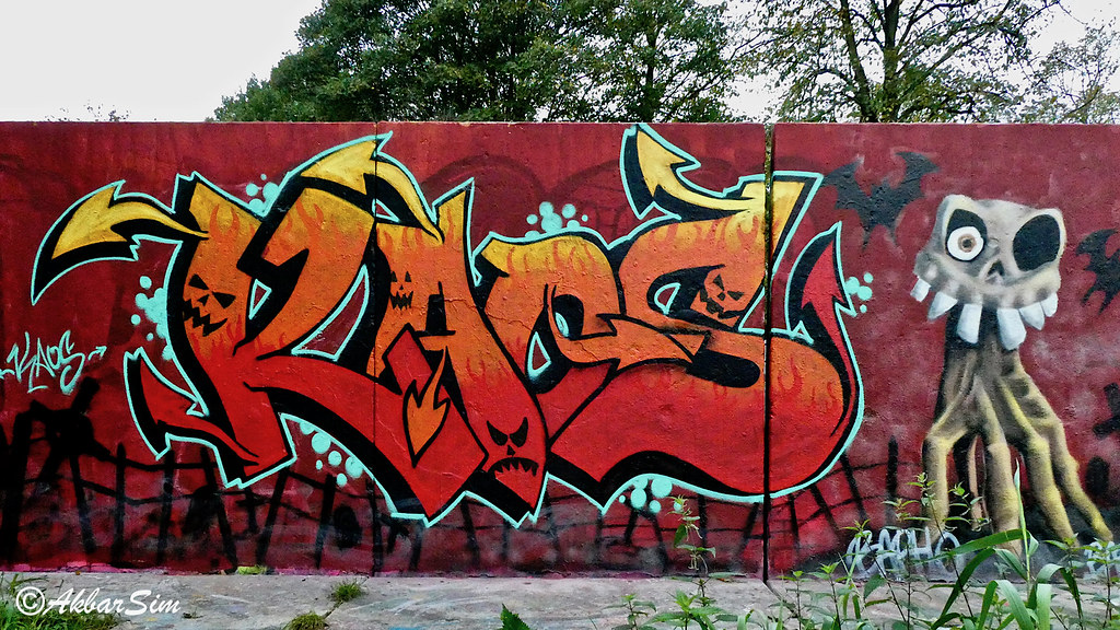 Detail Kaos Keren Graffiti Nomer 13