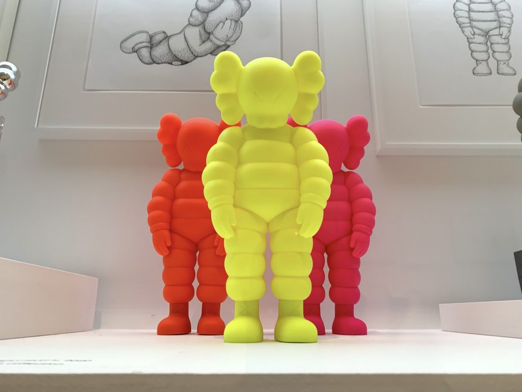 Detail Kaws Graffiti Nomer 39