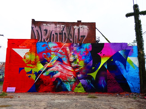 Detail Kitkat Graffiti Spray Thailand Nomer 25