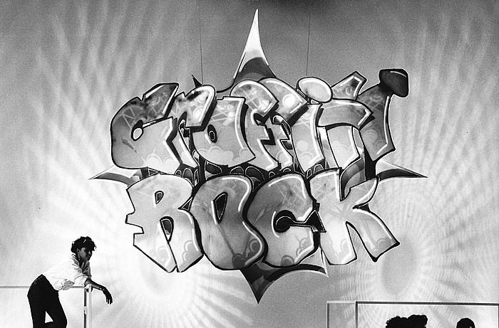 Detail Kool Moe Dee Graffiti Rock Nomer 10