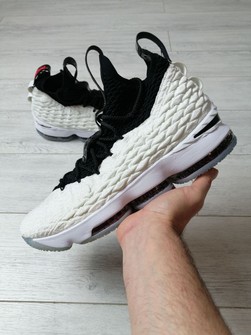 Detail Lebron 15 Graffiti Nomer 25