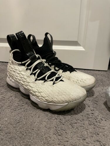 Detail Lebron 15 White Graffiti Nomer 19