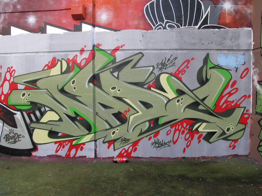 Detail Madc Graffiti Nomer 30
