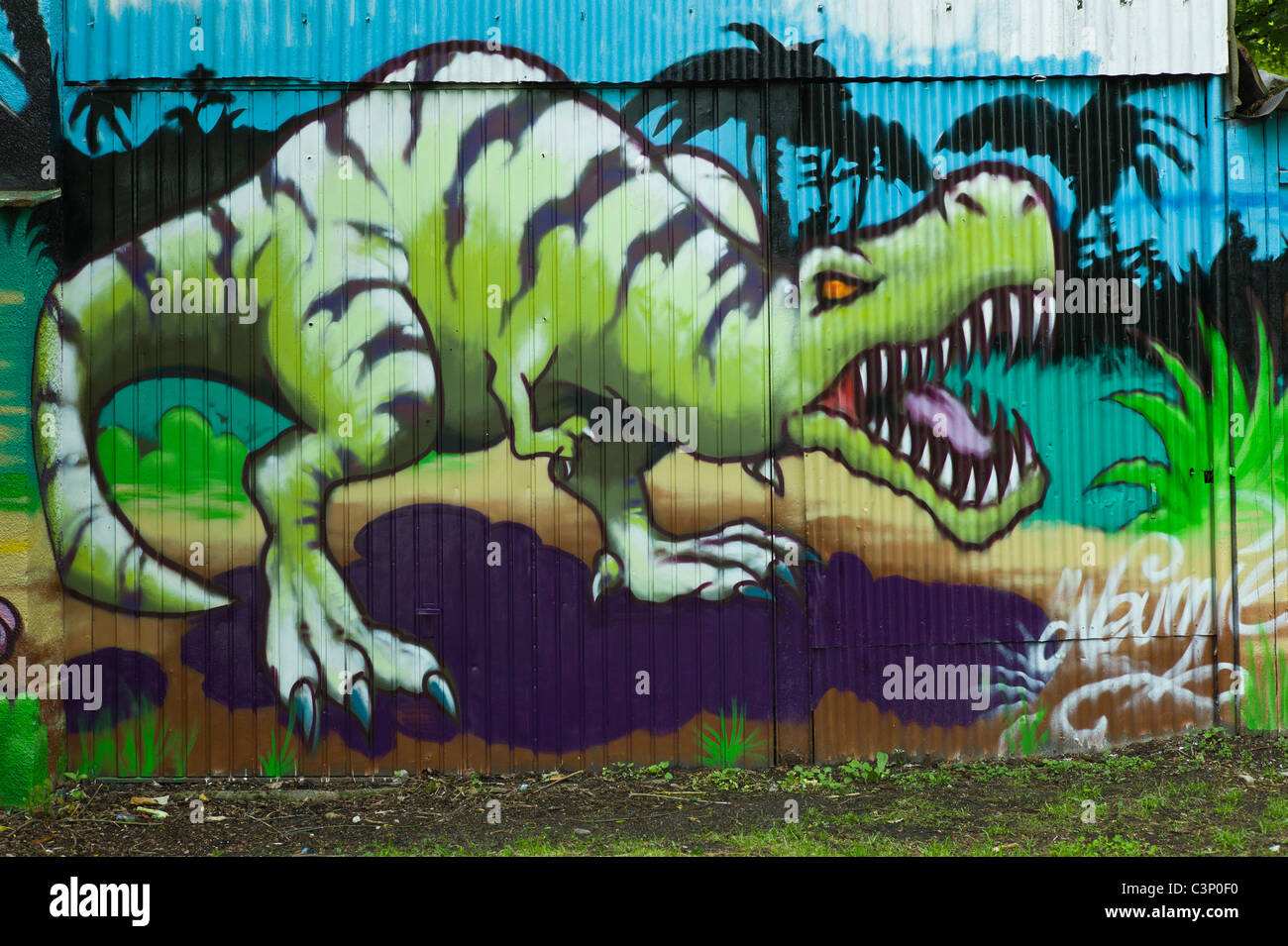 Detail Made Graffiti Nomer 22