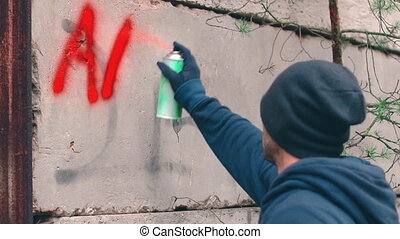 Detail Man Make A Graffiti Nomer 20