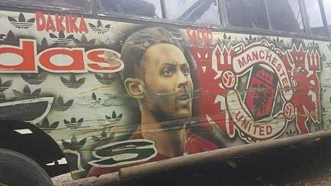 Detail Manchester United Graffiti Nomer 7