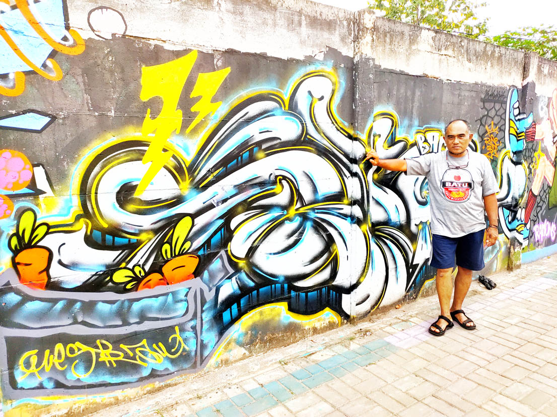 Detail Membuat Graffiti Hias Nomer 44