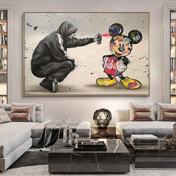 Detail Mickey Mouse Graffiti Nomer 37