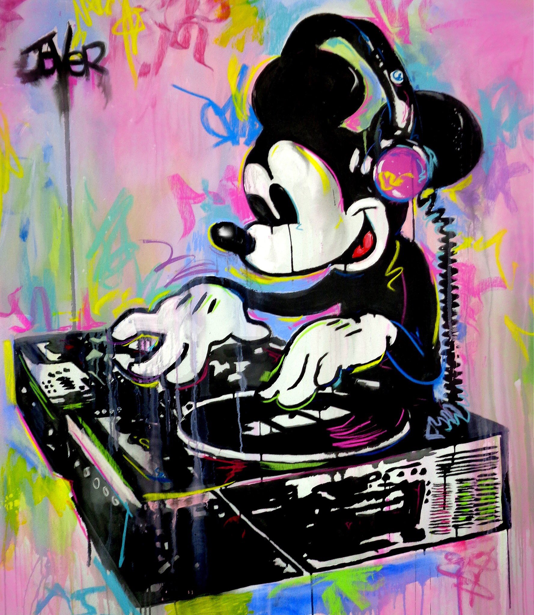 Detail Mickey Mouse Graffiti Nomer 47