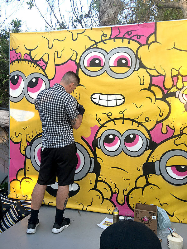 Detail Minion Monster Graffiti Nomer 11