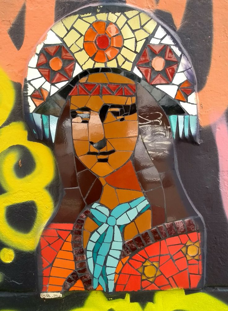 Detail Mosaic Graffiti Monalisa Nomer 8