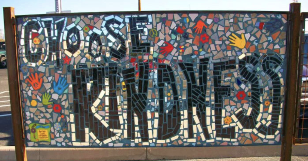 Detail Mosaic Type Graffiti Nomer 15