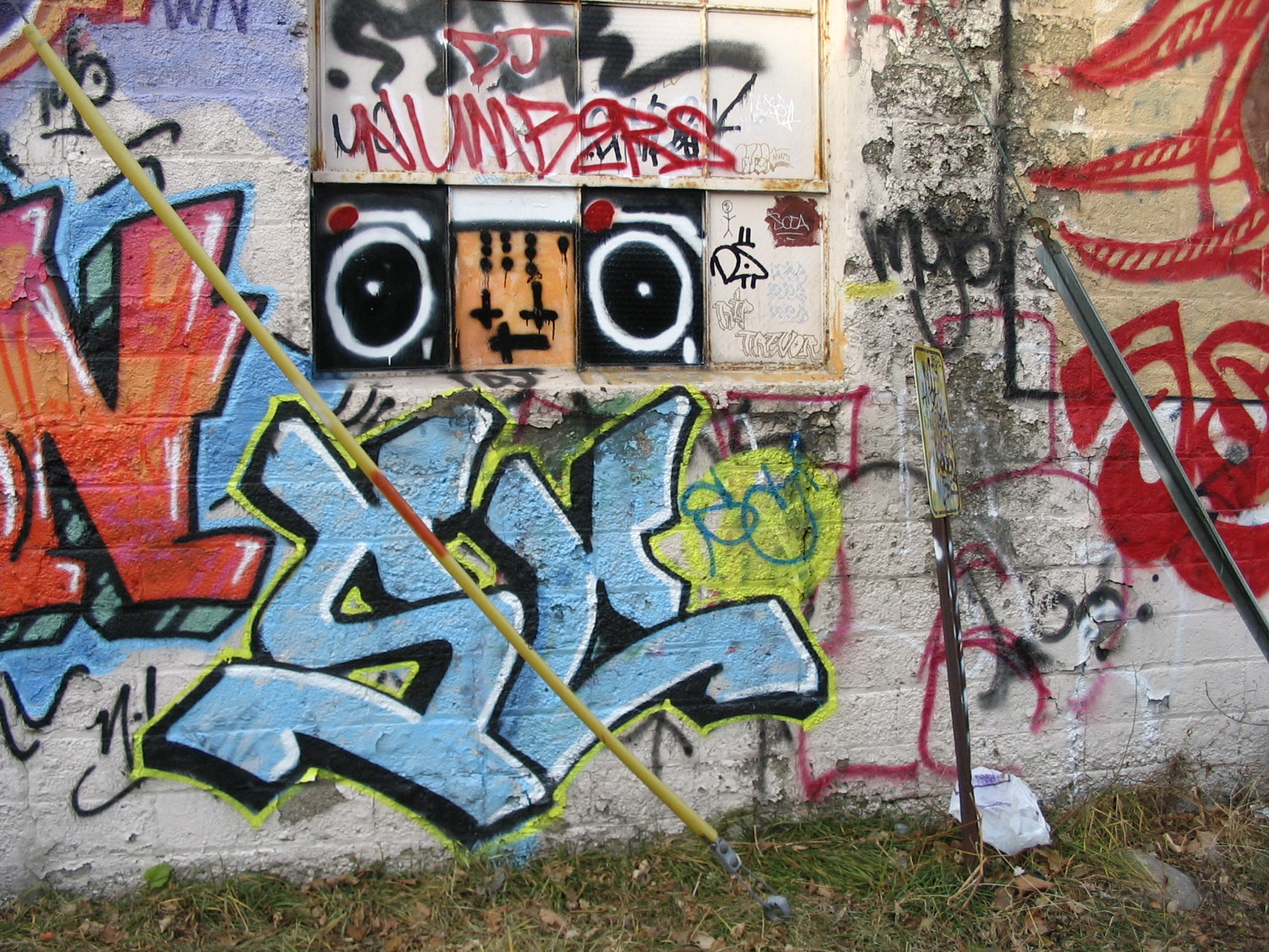 Detail Move Graffiti Nomer 35