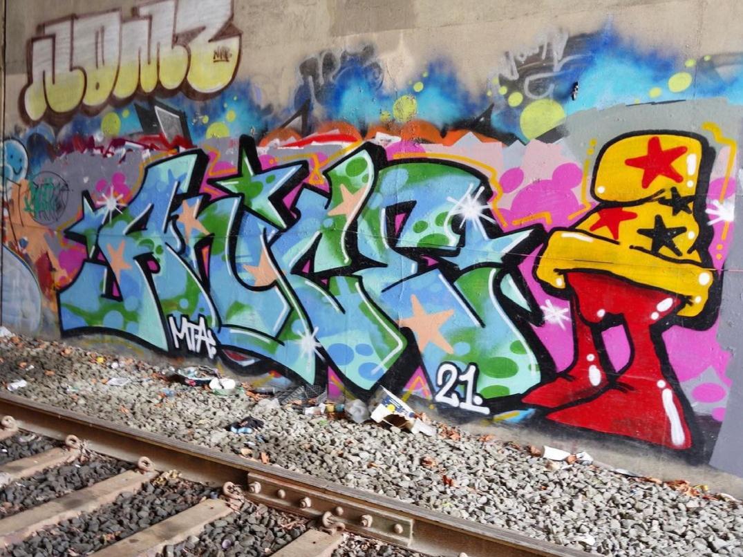 Detail Mta Graffiti Nomer 49