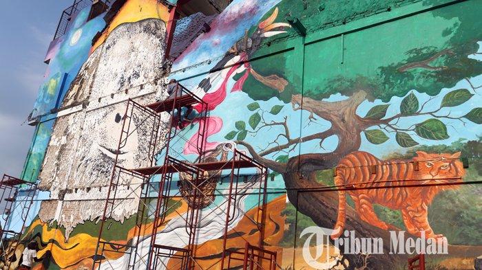 Detail Mural Graffiti Daur Ulang Sampah Nomer 27