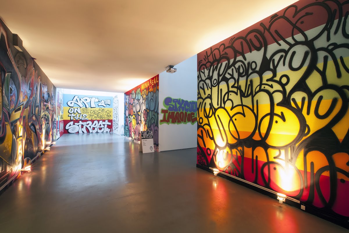 Museum Of Modern Art Graffiti - KibrisPDR