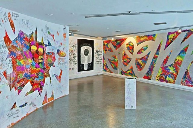 Download Museum Of Modern Art Graffiti Nomer 9