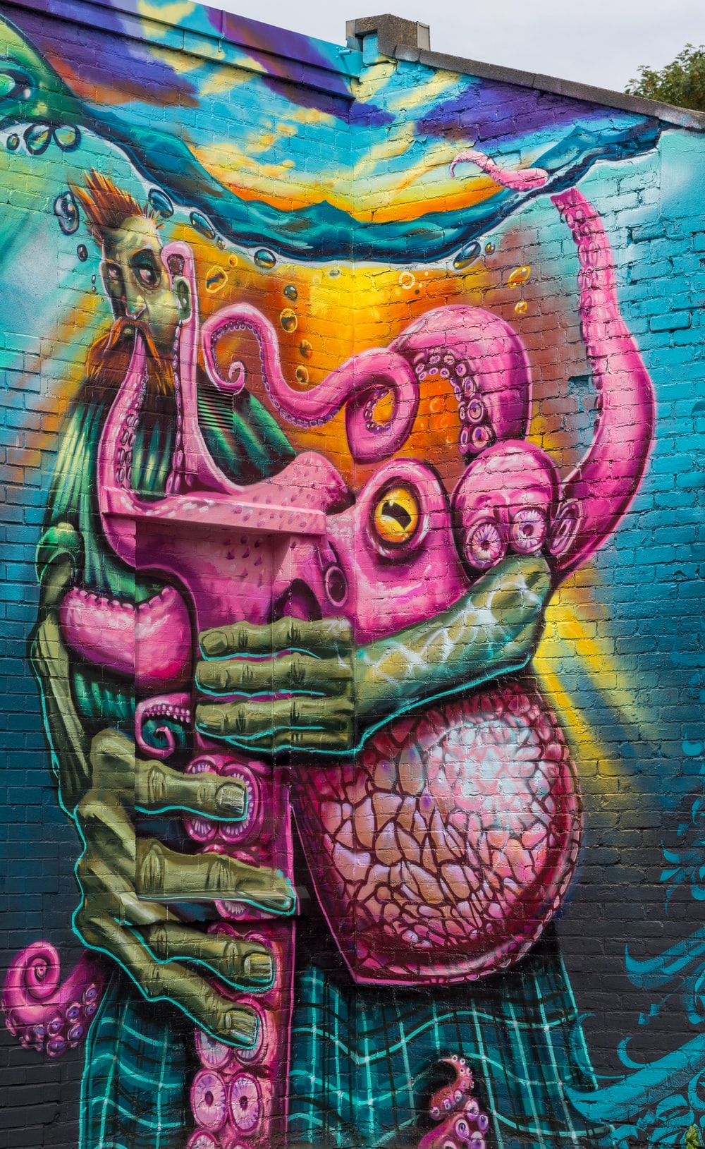 Detail Octopus Graffiti Art Nomer 46