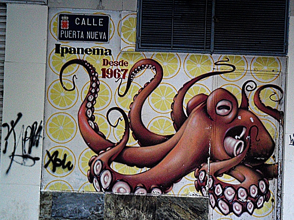 Detail Octopus Graffiti Art Nomer 54