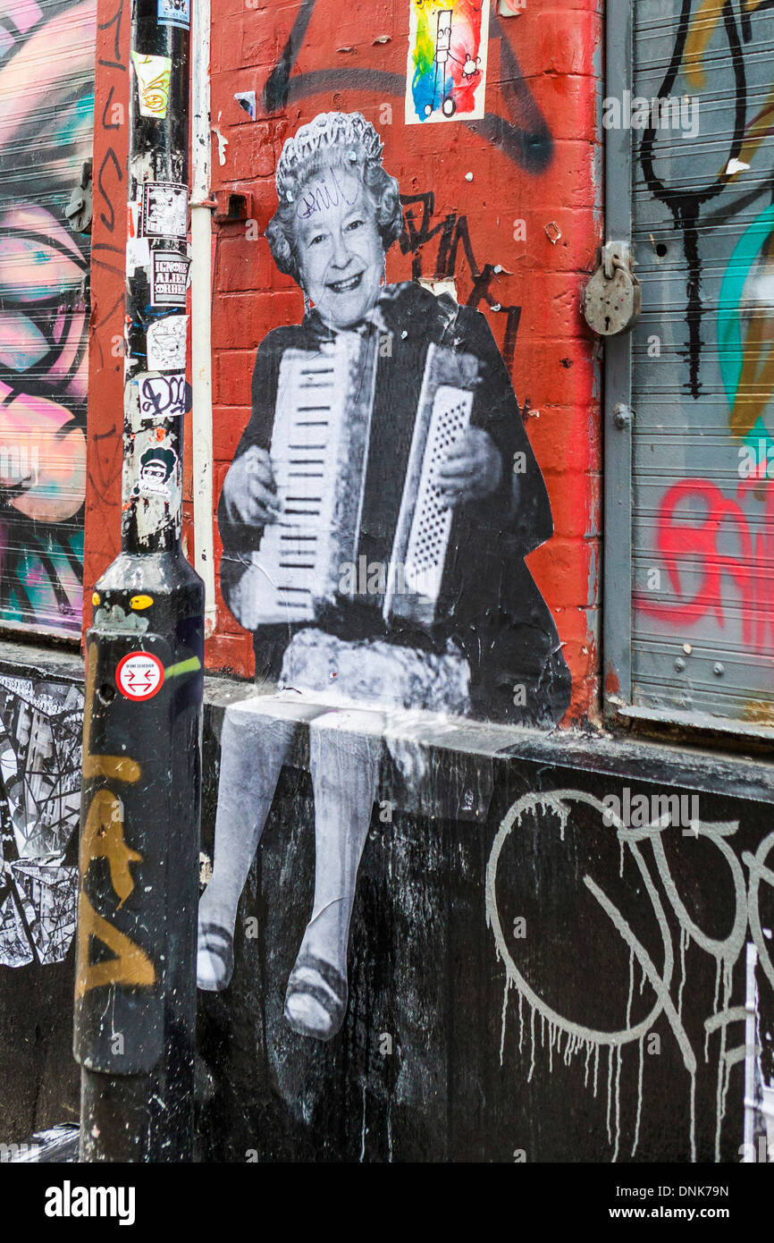 Detail Paste Up Graffiti Nomer 24