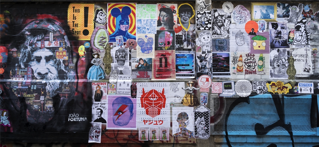 Detail Paste Up Graffiti Nomer 40