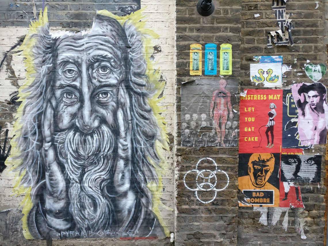 Detail Paste Up Graffiti Nomer 6
