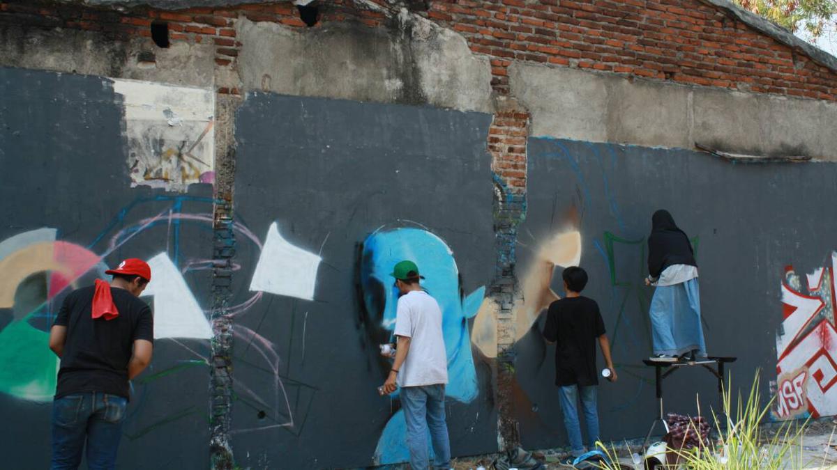 Detail Pembuat Graffiti Disebut Nomer 41