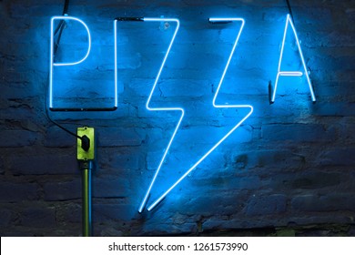 Detail Pizza Graffiti Nomer 41