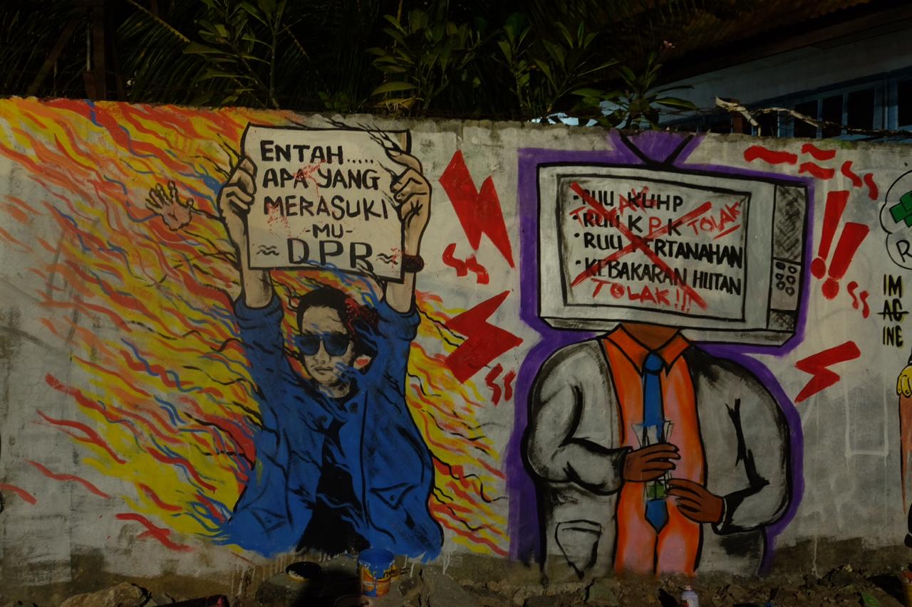 Detail Polemik Komunitas Graffiti Nomer 15