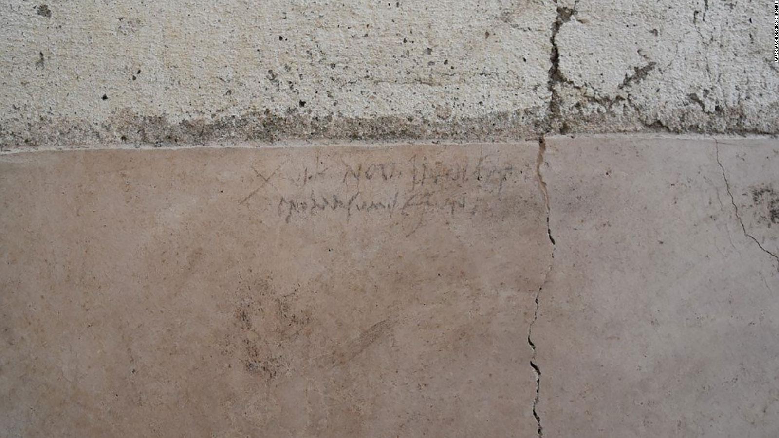 Detail Pompeii Graffiti Nomer 17