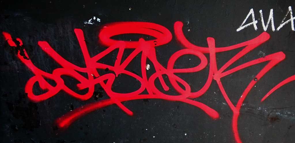 Red Graffiti Piece - KibrisPDR