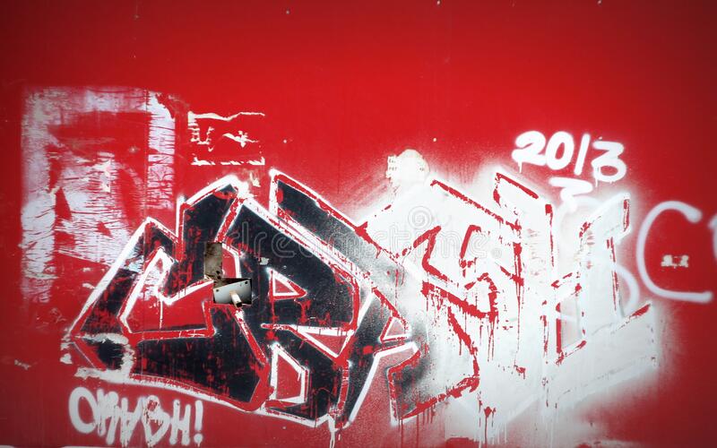 Detail Red Graffiti Wall Nomer 10