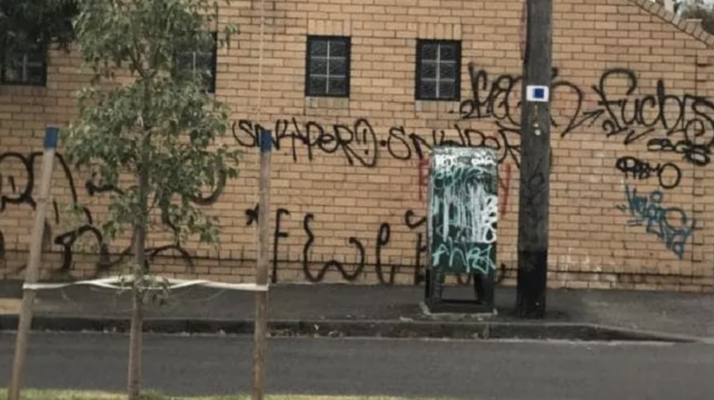 Report Graffiti - KibrisPDR