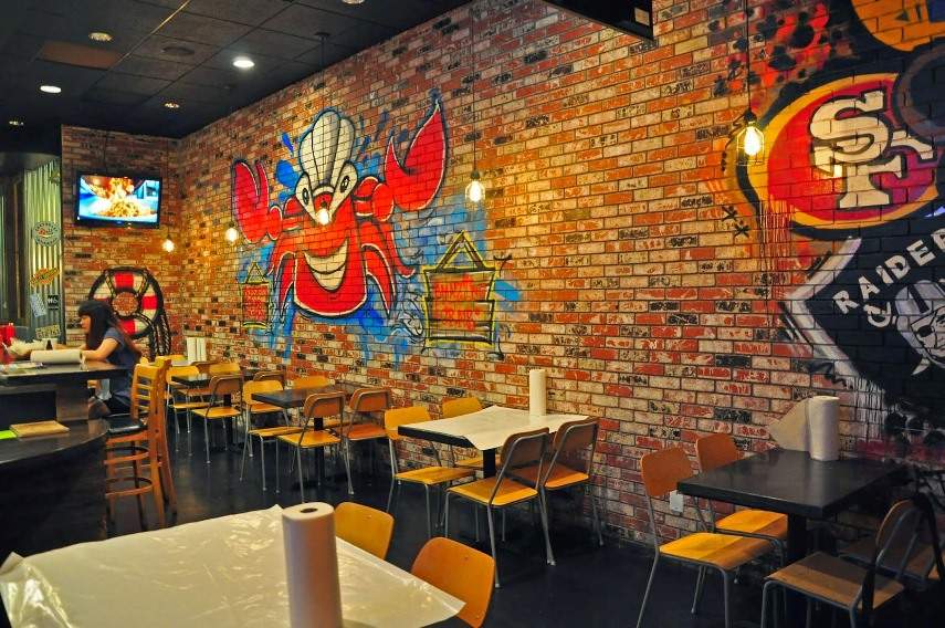 Detail Restaurant Graffiti Nomer 14