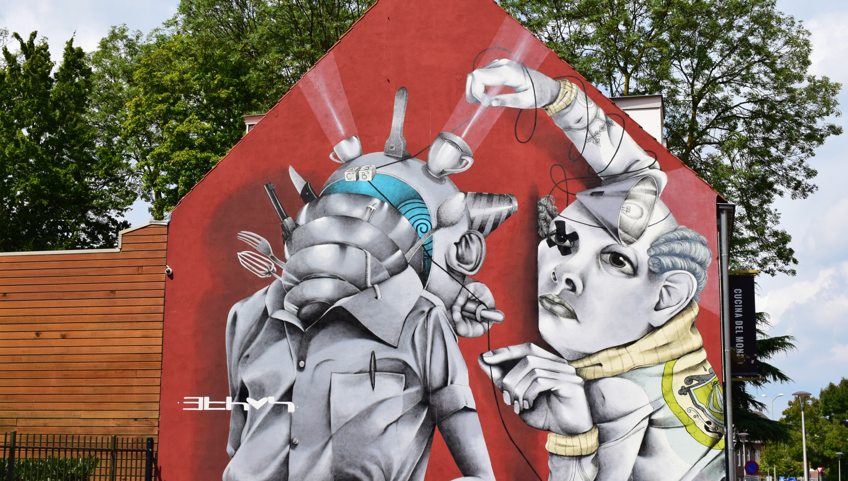 Detail Restaurant Graffiti Nomer 15
