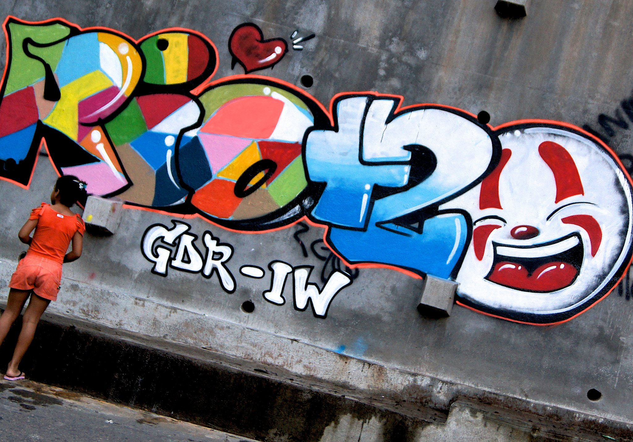 Detail Rio Graffiti Nomer 24