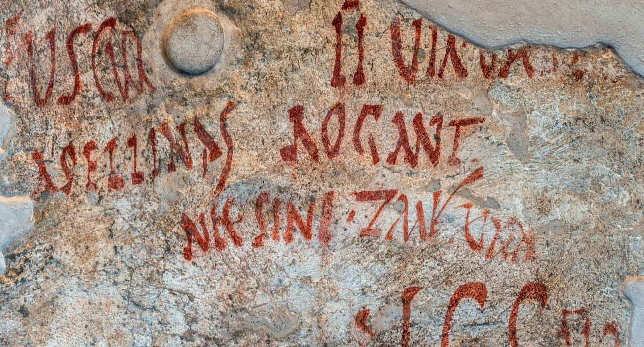 Detail Roman Graffiti Nomer 30